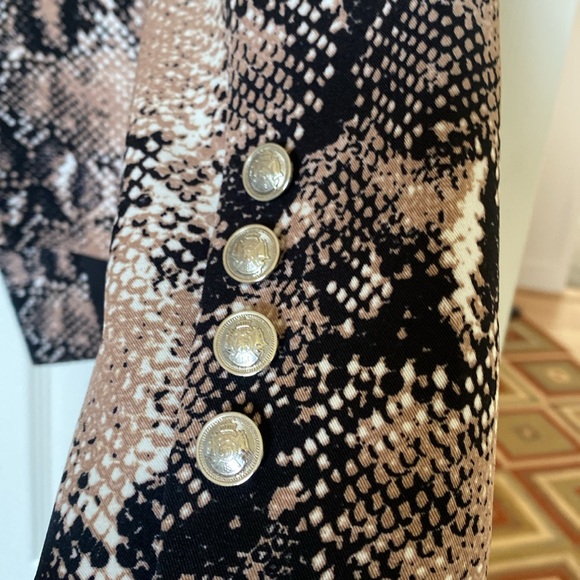 Decuba double breasted animal print blazer - Picture 5 of 7